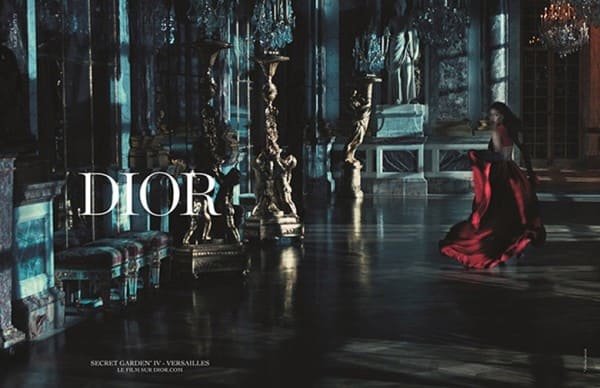 Новая кампания Dior: как Рианна выглядит в футуристических нарядах Рафа Симонса